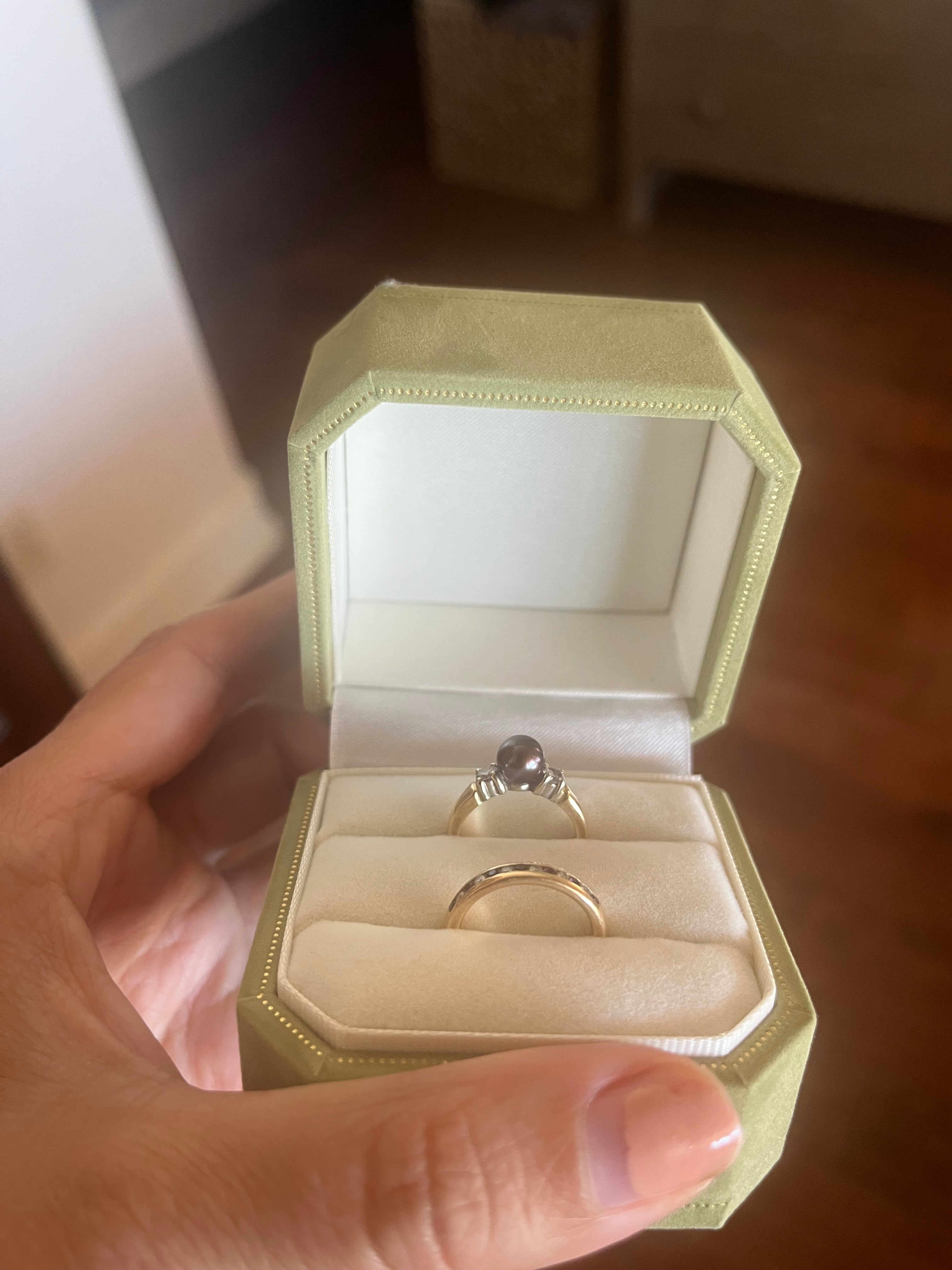 Pearl and Amethyst Wedding Set